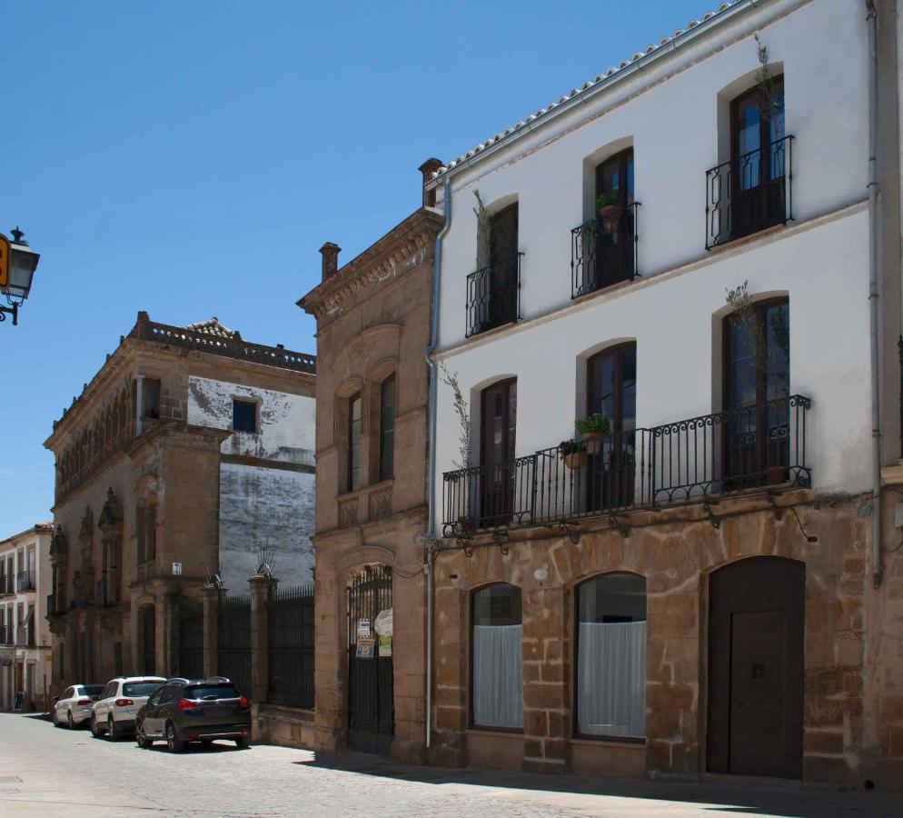 Apartamentos Palacio de Vela de los Cobos Úbeda Exterior foto