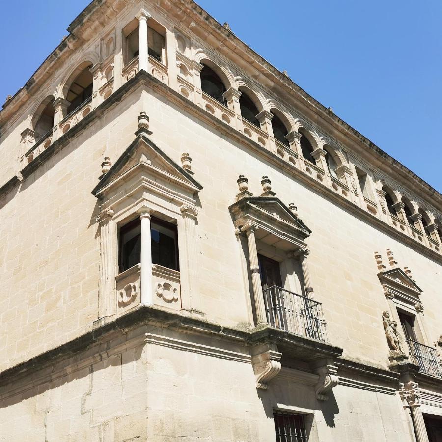 Apartamentos Palacio de Vela de los Cobos Úbeda Exterior foto